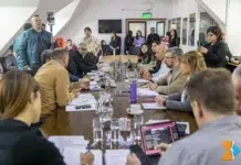 Legisladores analizan proyecto para aplicar ficha limpia Legisladores analizan proyecto para aplicar ficha limpia