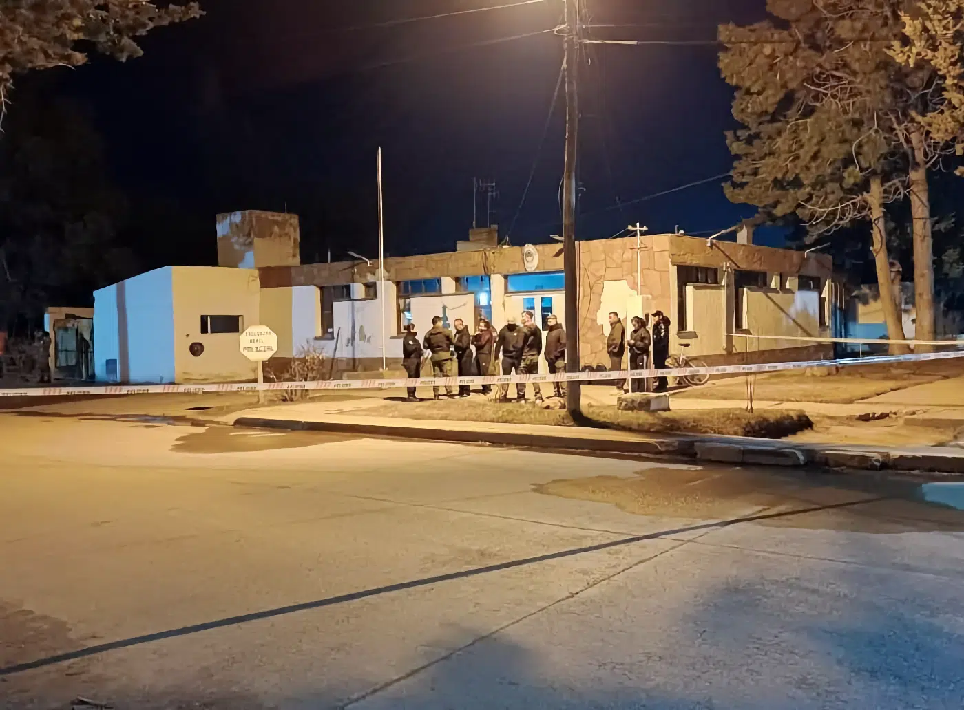 Perito Moreno registró dos detenidos muertos en comisaría Perito Moreno registró dos detenidos muertos en comisaría
