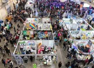 Comodoro Rivadavia abrió la feria EDUCO con respaldo de PAE