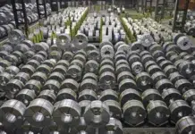 La UIA reclama obras de gas e insumos para PyMEs La UIA confirmó la caída de ventas y parálisis productiva - Foto: NA