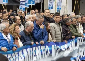 Gremios intiman al Gobierno por el salario mínimo Gremios intiman al Gobierno por el salario mínimo - Foto: NA