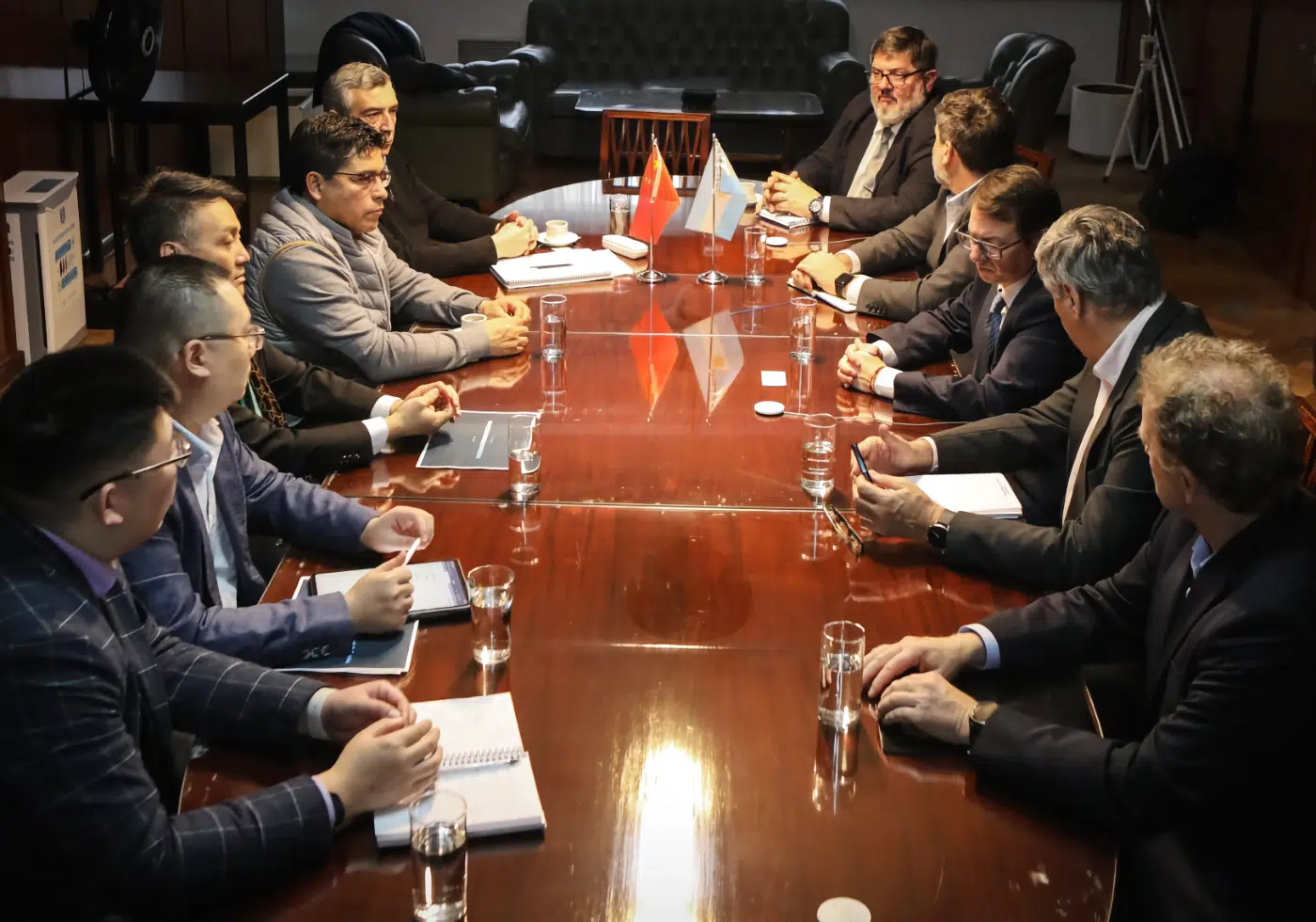 Otra vez el gobierno provincial bate los parches por el inicio de la obras en Represas. Falso. Los “fondos que ingresaron” tienen un destino que no es la reactivación Otra vez el gobierno provincial bate los parches por el inicio de la obras en Represas. Falso. Los “fondos que ingresaron” tienen un destino que no es la reactivación