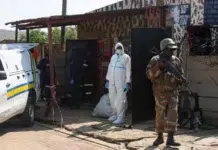 Dos tiroteos dejan 27 muertos en Sudáfrica Dos tiroteos dejan 27 muertos en Sudáfrica