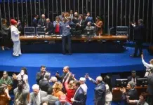 Brasil aprueba la reducción de la jornada laboral Brasil aprueba la reducción de la jornada laboral