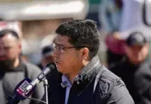 Del “ya comienzan” al “falta poco” el mensaje lacónico del gobierno provincial que busca brindar esperanzas El gobernador de Santa Cruz Claudio Vidal -