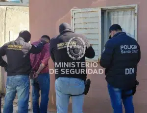 División Cibercrimen secuestró equipos en dos viviendas de Río Gallegos División Cibercrimen secuestró equipos en dos viviendas de Río Gallegos