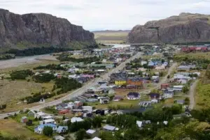 La localidad de El Chaltén - La localidad de El Chaltén -