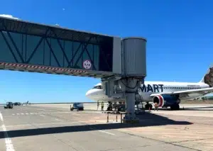 Evacuaron el aeropuerto de Trelew ante amenaza de bomba Evacuaron el aeropuerto de Trelew ante amenaza de bomba