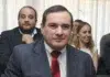 El juez Carlos Albarracín juró antes de ser aprobado. Tenemos la prueba del fraude legislativo. Boffi, Barrientos y Martínez ¿Cuánto vale cambiar un voto de un día para el otro? El juez Carlos Albarracín juró antes de ser aprobado - Foto: Prensa de Gobierno