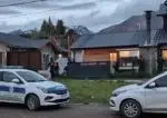 Detuvieron en Esquel a un hombre por privar de la libertad a su familia Detuvieron en Esquel a un hombre por privar de la libertad a su familia