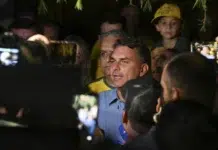 Flávio Bolsonaro agradeció el saludo de Javier Milei Flávio Bolsonaro agradeció el saludo de Javier Milei - Foto: NA