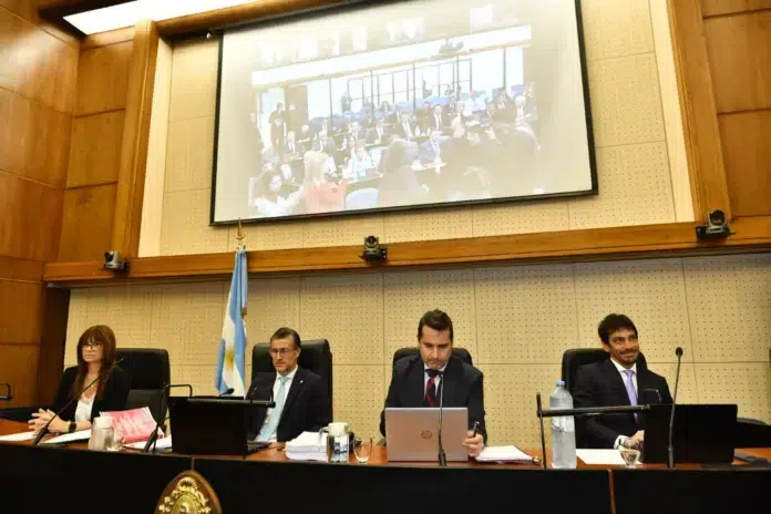 Justicia Federal inicia juicio unificado contra la familia Kirchner - Foto: NA Justicia Federal inicia juicio unificado contra la familia Kirchner - Foto: NA