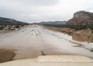 Chubut cerró tres rutas provinciales por tormentas Chubut cerró tres rutas provinciales por tormentas
