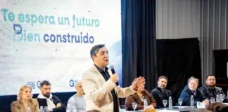 De la asfixia al perdón, el cínico salvavidas a vecinos y comerciantes de Pablo Grasso para financiar su carrera a la gobernación. Subsidio al moroso, castigo al cumplidor El intendente de Río Gallegos Pablo Grasso - Foto: Pablo Grasso