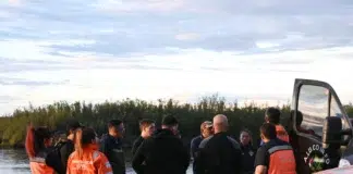 Buscan en Palermo Aike a dos niños arrastrados por el río