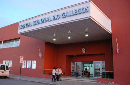 El frente del Hospital Regional de Río Gallegos – Foto: OPI Santa Cruz/Francisco Muñoz