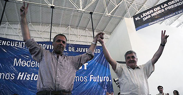El electo gobernador Martín Buzzi junto a Mario Das Neves – Foto: Facebook Buzzi
